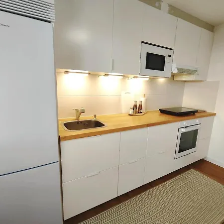 Апартаменты White & Wood